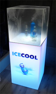 Eismöbel aus Kunsteis, Eishocker, Eiswuerfel, Sitzwürfel